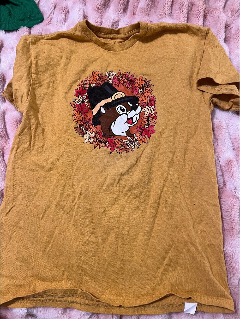 Buc-ee’s Thanksgiving Fall Pie Graphic T-Shirt Youth Large YL